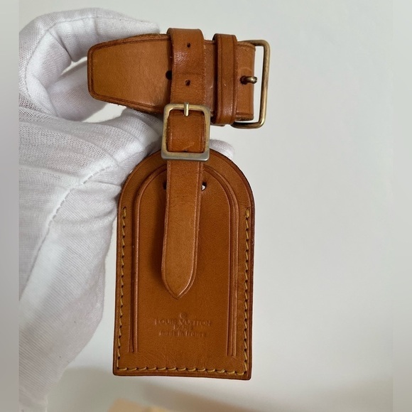 Louis Vuitton Handbags - Louis Vuitton Luggage Tag with Poignet EUC Vintage Authenticity Guarantee